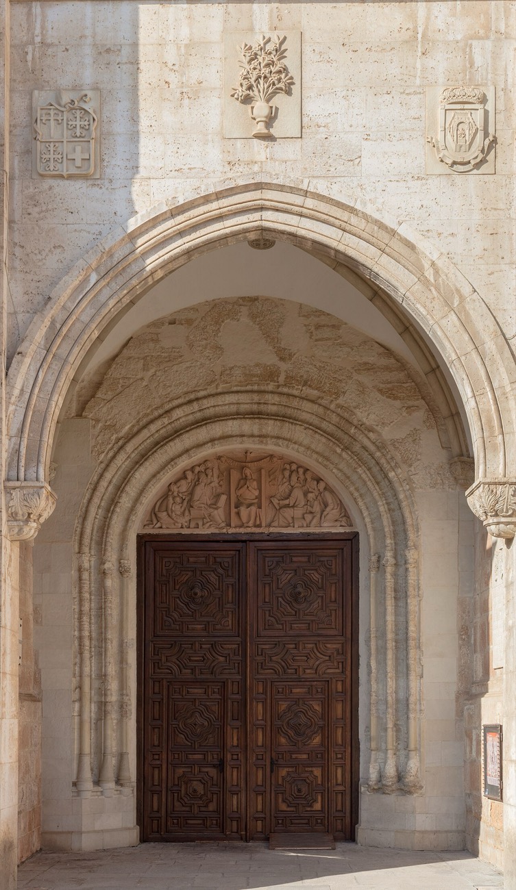 Portada de piedra de la Catedral de Ciudad Real